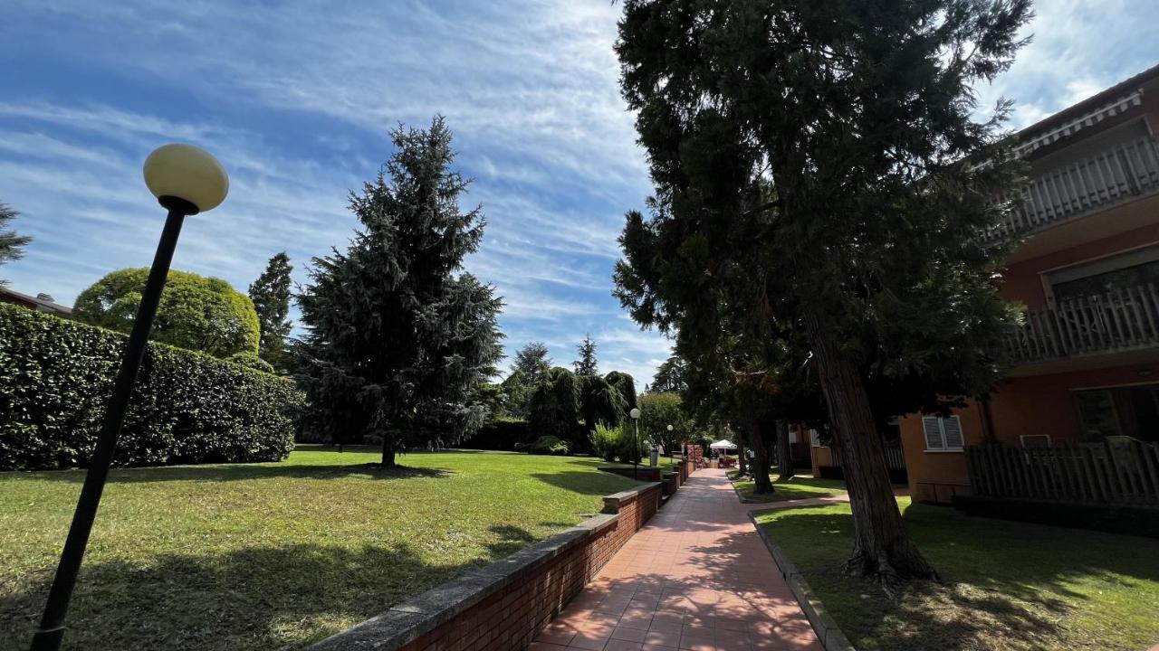 Premium Apartments Peschiera Пескьера-дель-Гарда Экстерьер фото