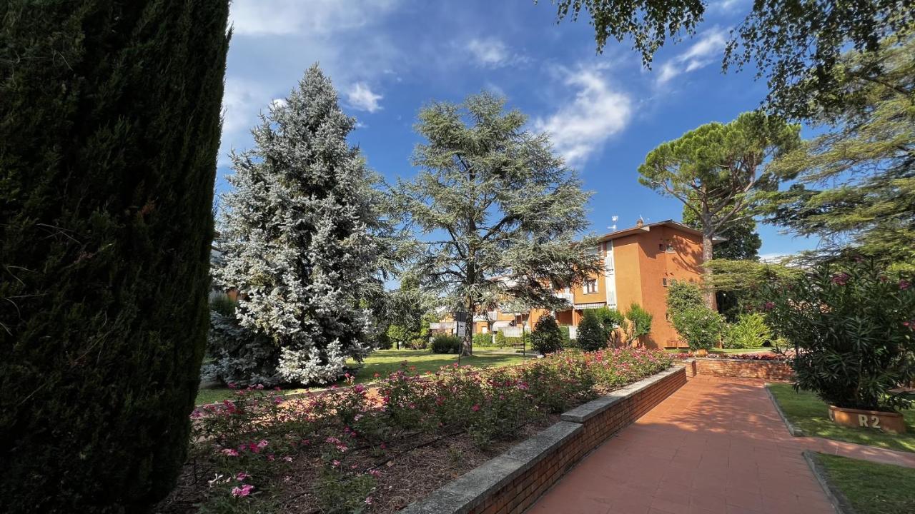 Premium Apartments Peschiera Пескьера-дель-Гарда Экстерьер фото