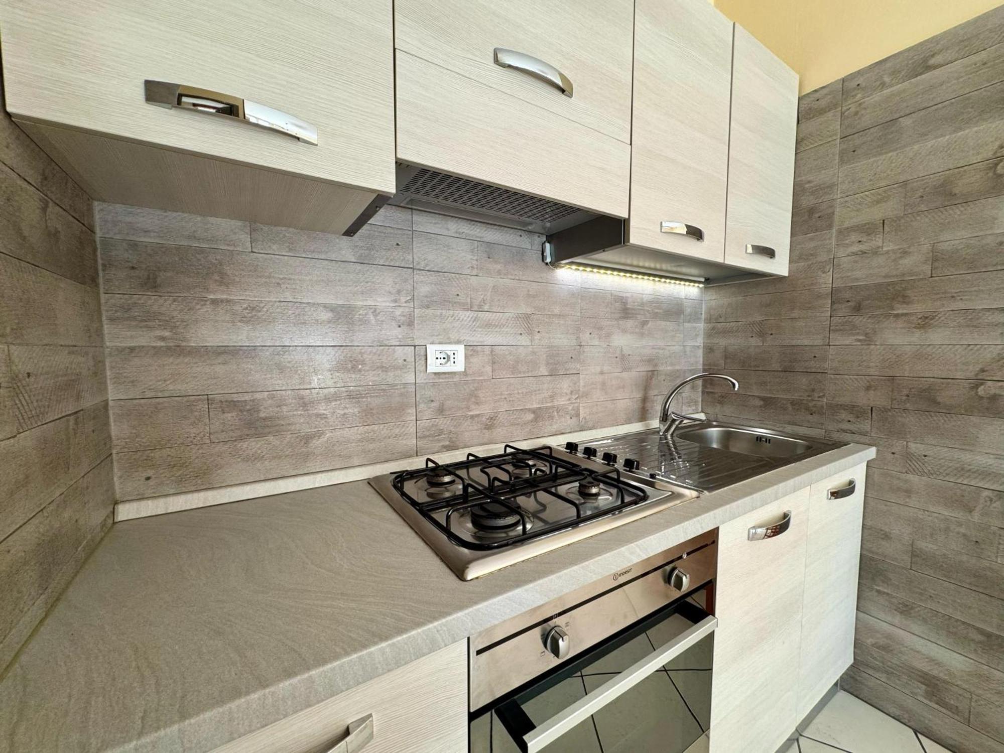 Premium Apartments Peschiera Пескьера-дель-Гарда Экстерьер фото